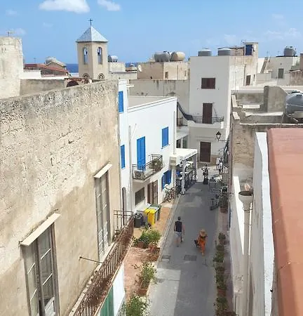 Giulia E Pietro - *