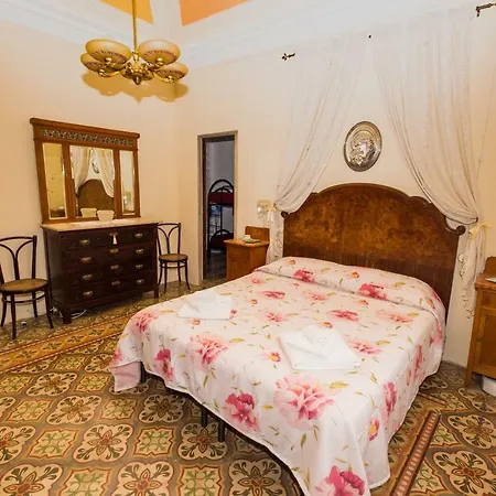 Giulia E Pietro - Marettimo Apartments * Marettimo