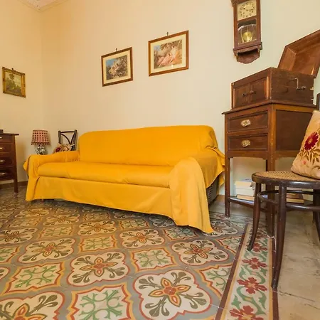 Giulia E Pietro - Marettimo Apartments *