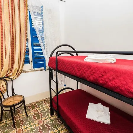 Giulia E Pietro - Marettimo Apartments Apartment